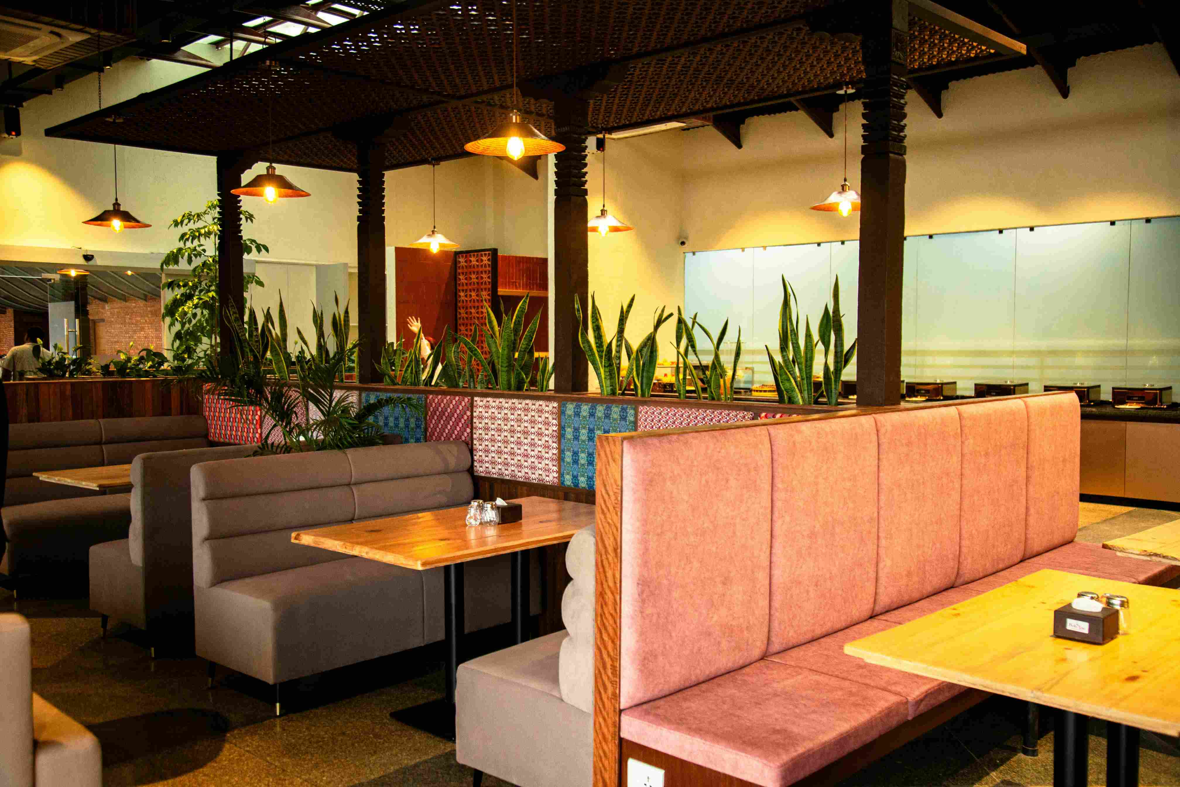 Restaurant and Food Outlet